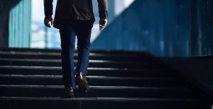 キャリア自律と管理職改革で優秀人材の確保を目指す【“突然離職”を防ぐ採用・定着戦略】